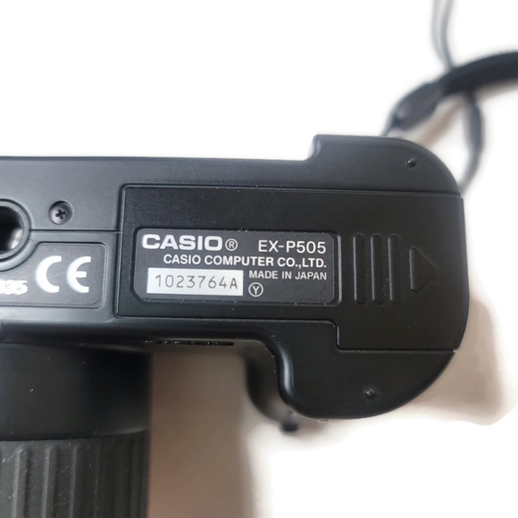 Casio Exilim Pro 5.0 mega pixels 5x zoom mpeg-4 movie EX-P505 camera and video - Picture 9 of 15